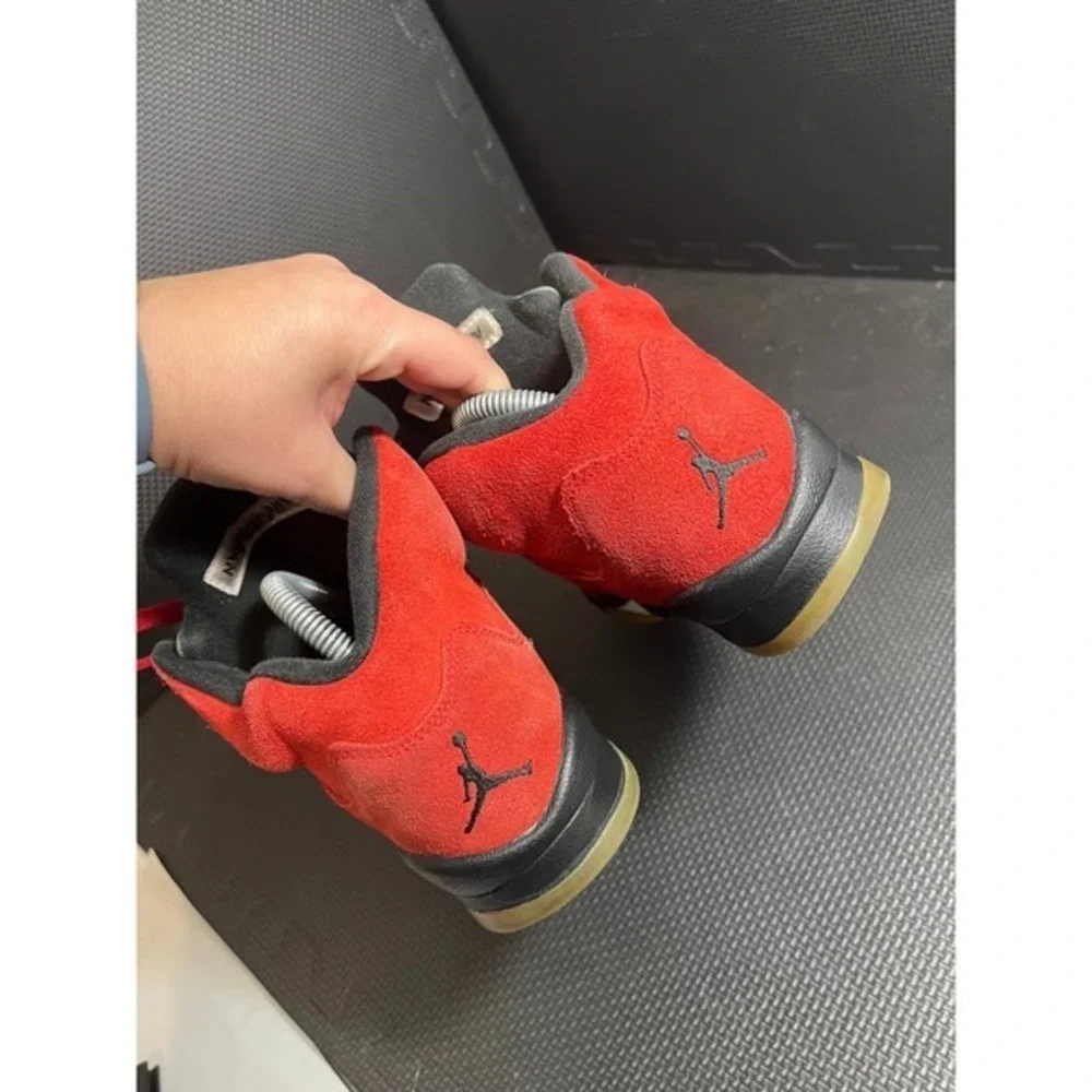 Nike‎ Air Jordan Retro 5 GS Raging Bull Size 7Y 8.5 Womens 440888-600 Sneakers